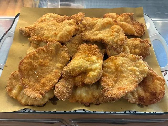 Cotolette pronte per il pranzo a Trieste